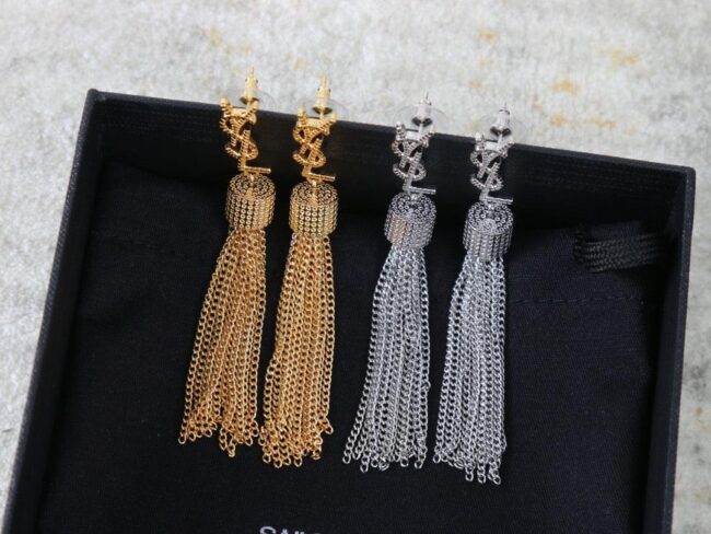 Jw681 Ysl Loulou Earrings With Chain Tassels