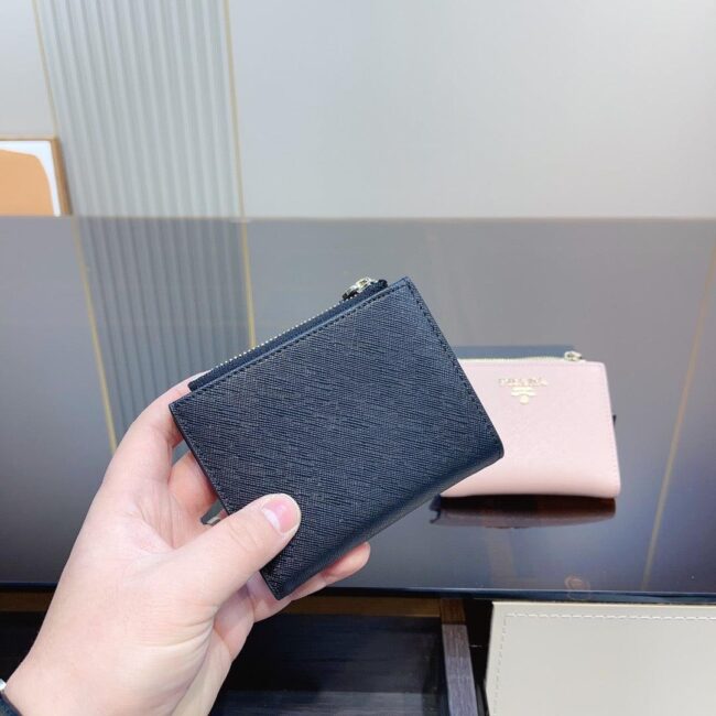 Pd191 Small Leather Wallet / 4.3X3.5Inch