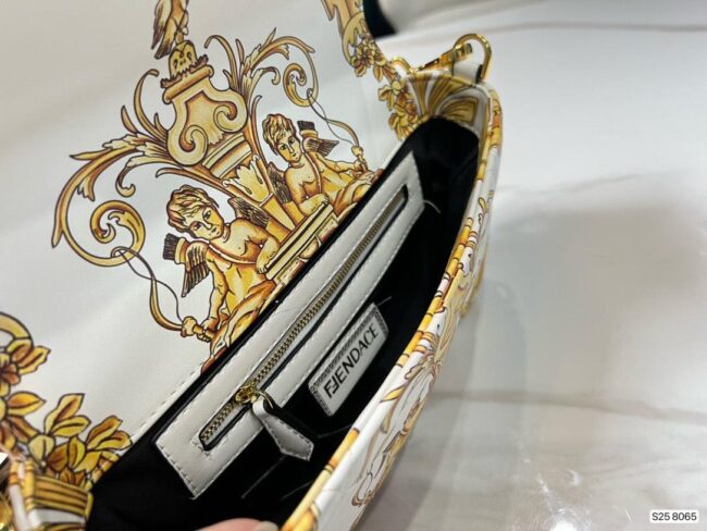 Ff142 Fendi X Versace Leather Baguette Bag / 10.2X5.5X1.5Inch
