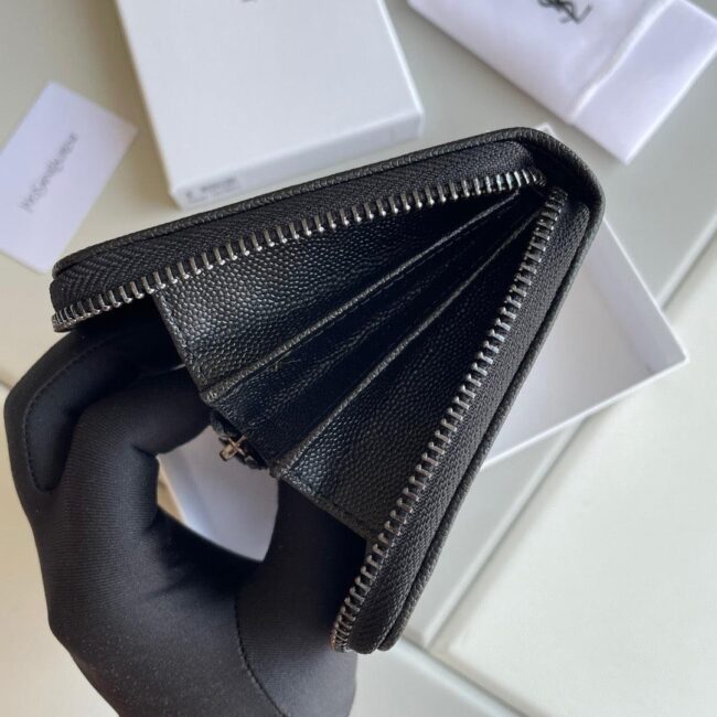 Ysk179 Wallet In Grain De Poudre Embossed Leather